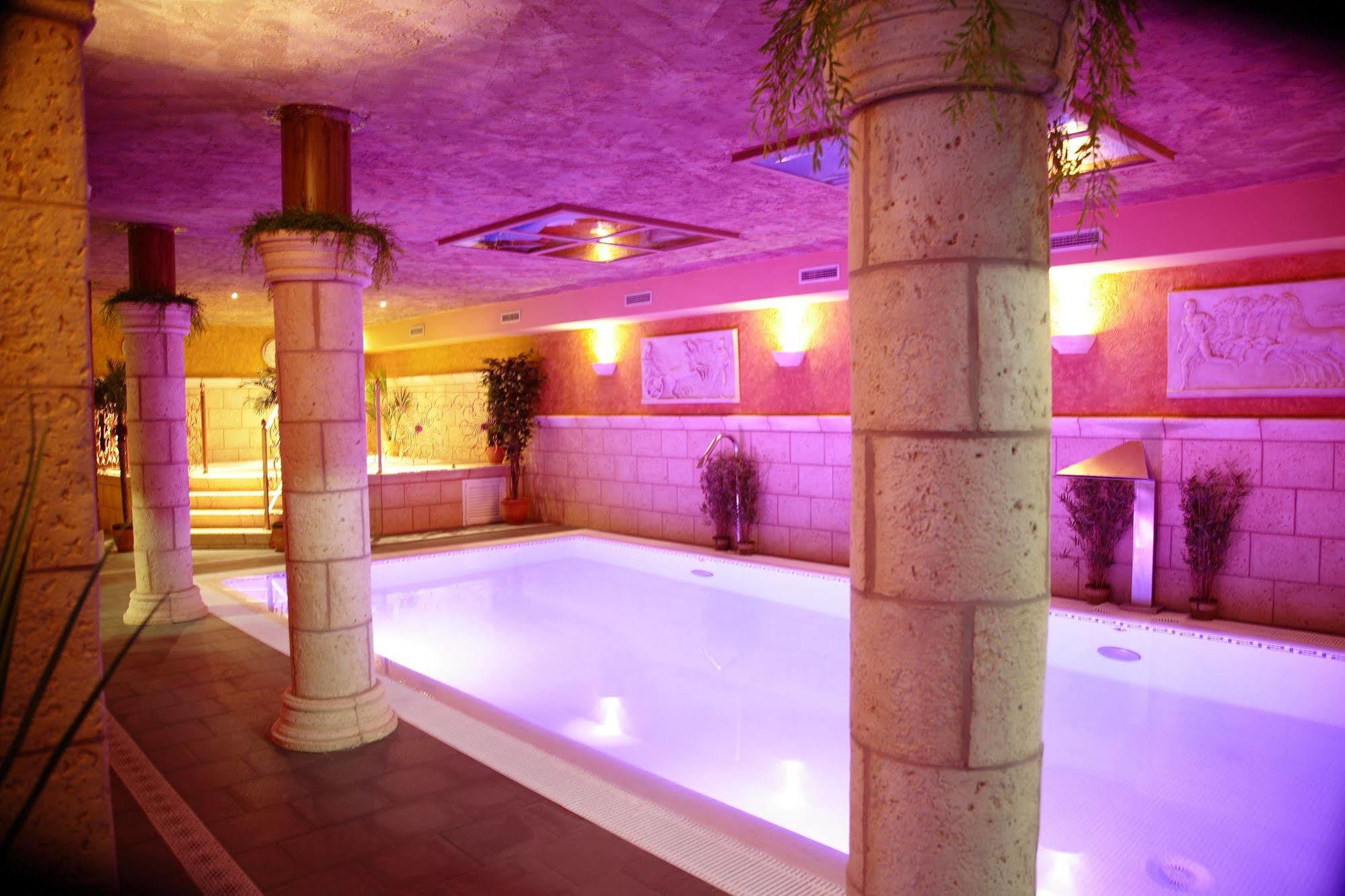 Posada-Spa Privilegio De Vara Noja Buitenkant foto